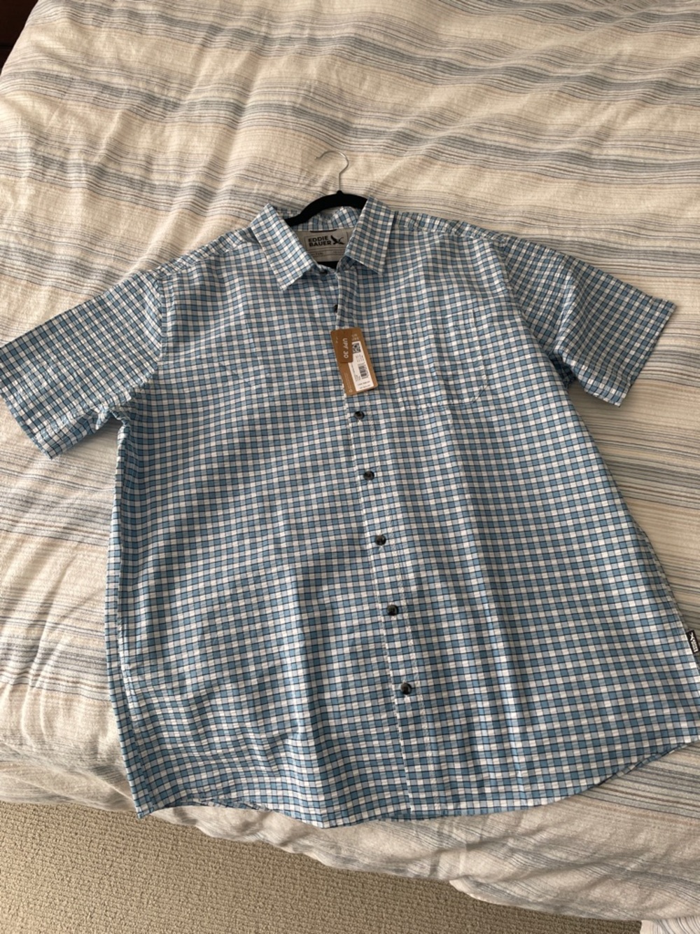 Short-Sleeve Blue Plaid Button-Up Shirt - no iron.